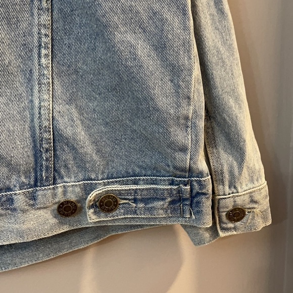 NWT Show Me Your Mumu Denim Jacket - Picture 8 of 9